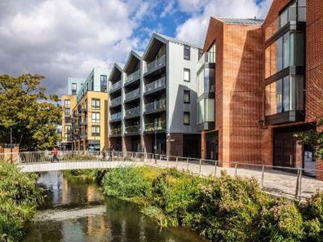 Apartment for sale in Clapham Junction, Greater London