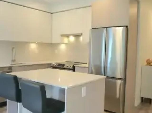 Condo for rent in Surrey, British Columbia