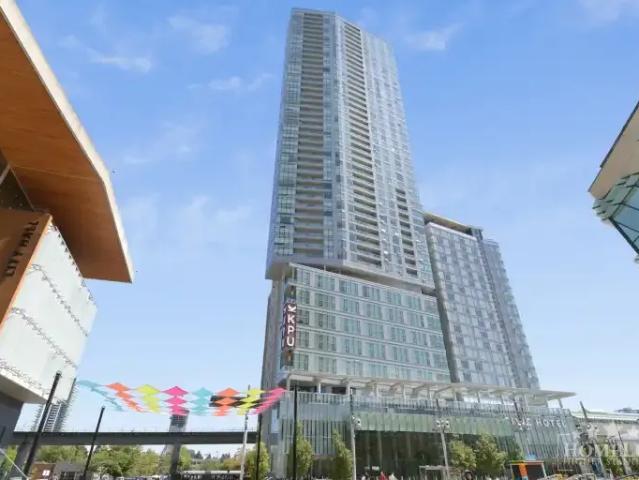Condo for rent in Surrey, British Columbia