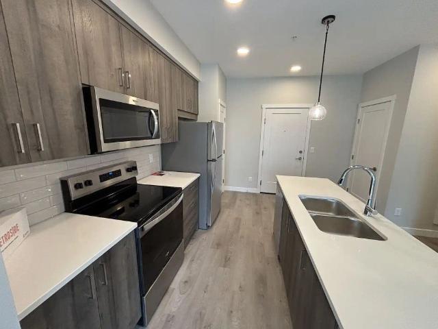 Apartment for rent in Shawnee Slopes, Calgary