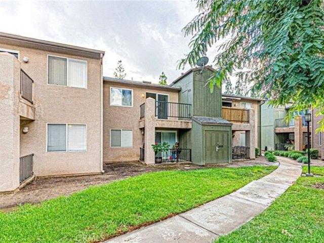 Condo for sale in Corona, California