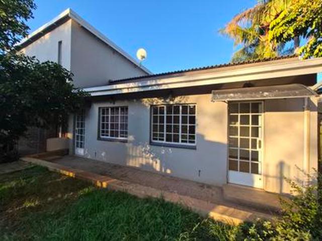 House for rent in Waterkloof, Gauteng