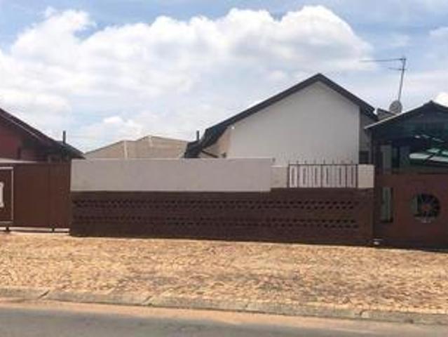 House for rent in Soweto, Gauteng