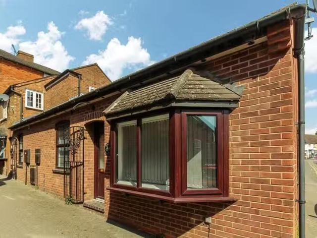 House for rent in Alderminster, Warwickshire