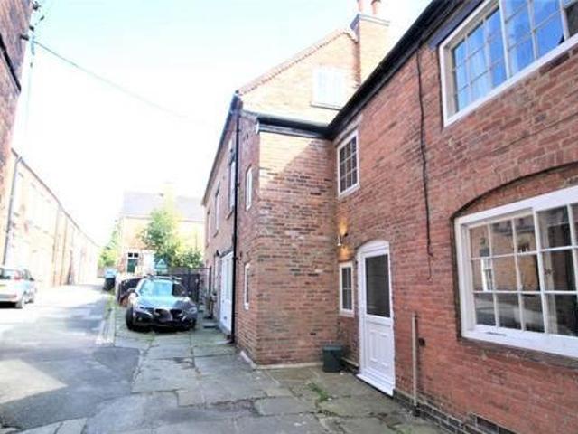 House for rent in Froggatt, East Midlands