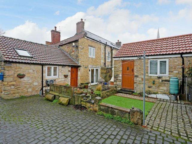 House for sale in Laughton-en-le-Morthen, Dinnington