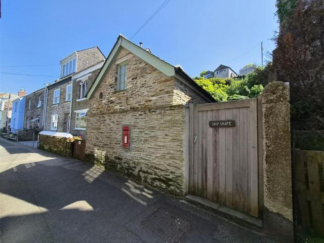House for sale in Polruan, Cornwall