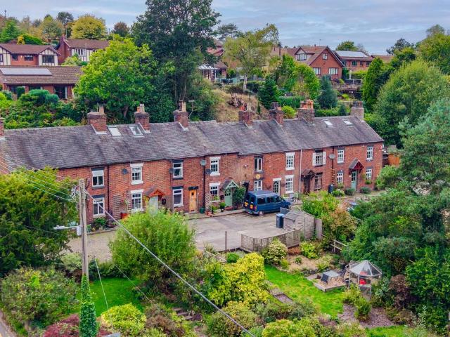 House for sale in Kingsley Moor, Staffordshire