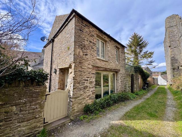 House for sale in Middleham, North Yorkshire