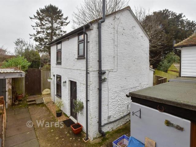 House for sale in Elvington, Ash