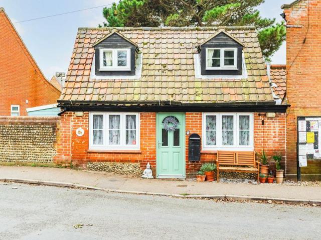 House for sale in Happisburgh, Comers