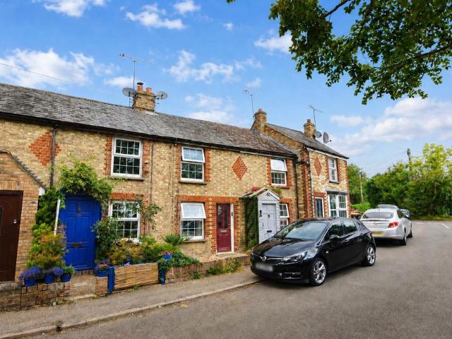 House for sale in Tilsworth, Bedfordshire