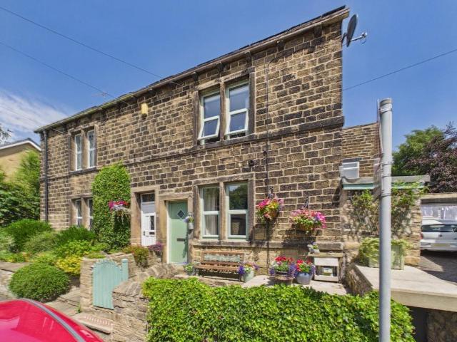House for sale in Priestthorpe, Crossflatts