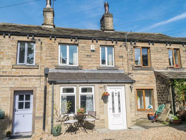 House for sale in Lascelles Hall, Kirkburton