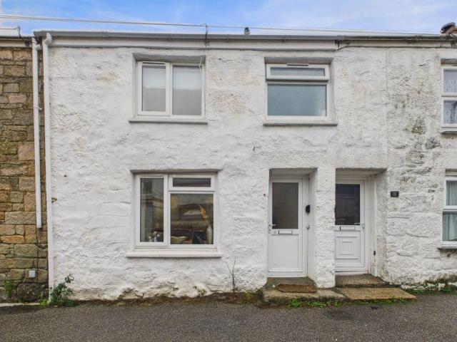 House for sale in Mount Ambrose, Cornwall
