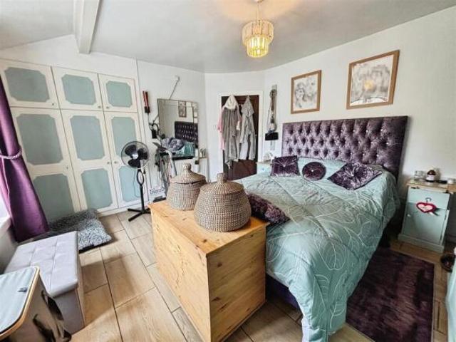 Cottage for sale in Buttershaw, West Yorkshire