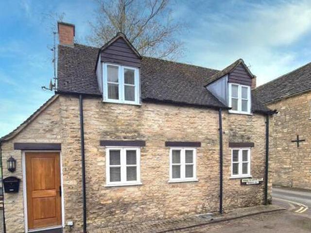 House for sale in Fossebridge, Gloucestershire