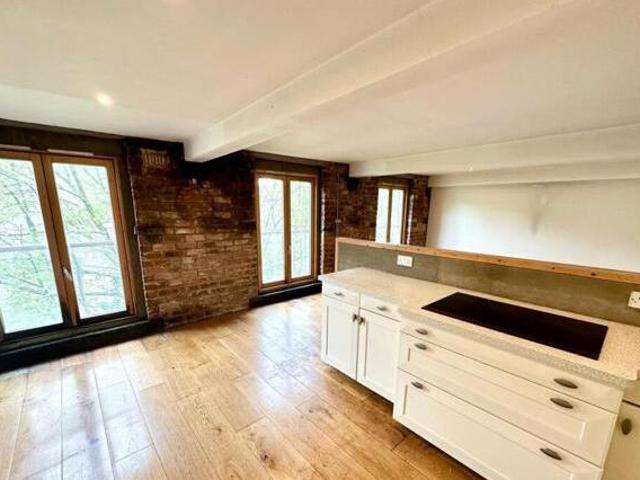 House for sale in Birchcliffe, Calderdale