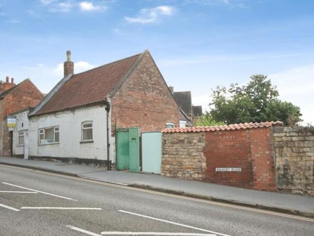 Cottage for sale in Brayford, Lincolnshire
