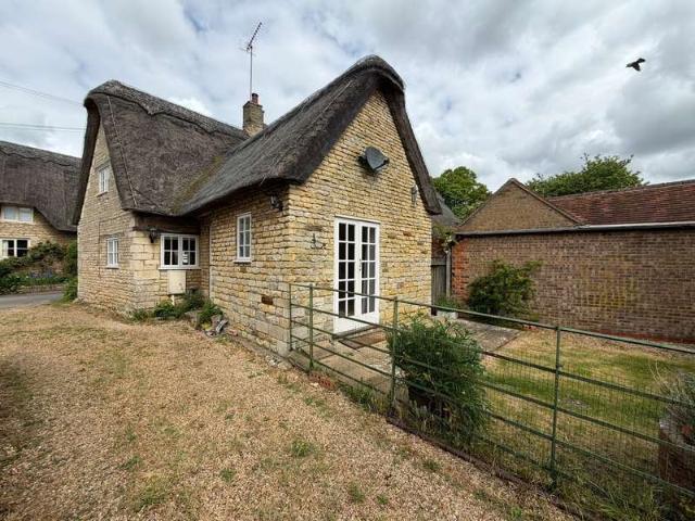 Cottage for sale in Empingham, Rutland