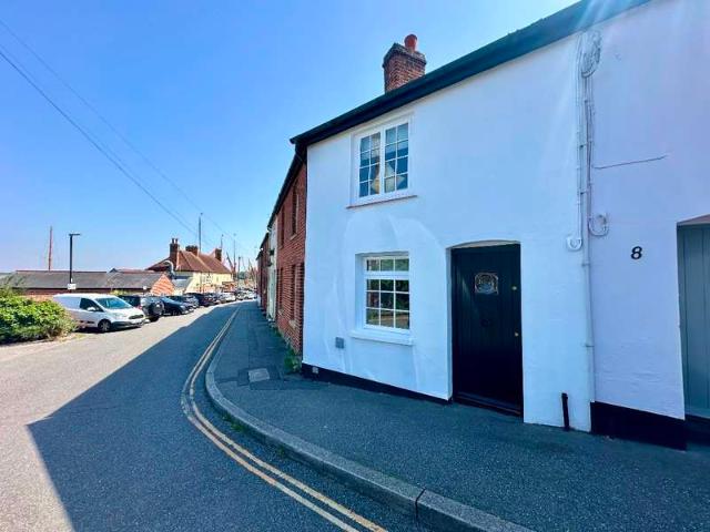 Cottage for sale in Maldon