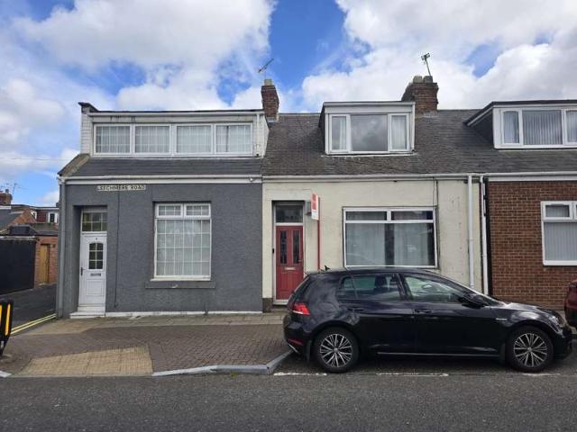 Cottage for rent in Grangetown, Sunderland