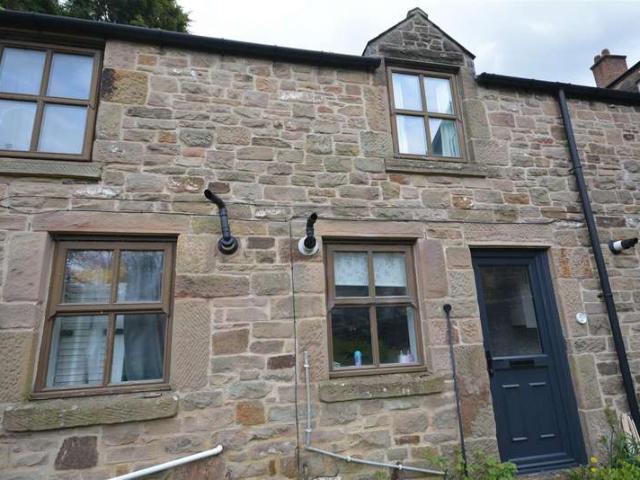 Cottage for rent in Froggatt, East Midlands