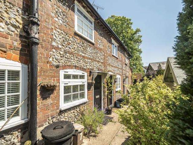 Cottage for sale in Chesham