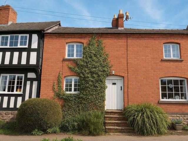 Cottage for sale in Pembridge