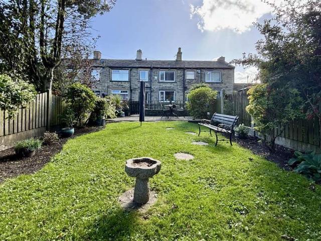 Cottage for sale in Old Dolphin, Bradford