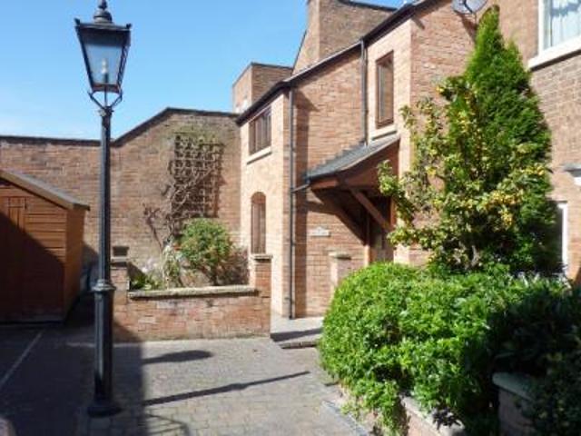House for rent in Milverton, Green Close