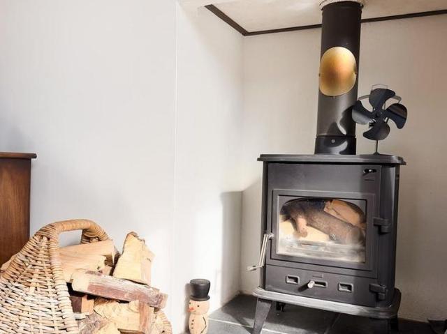 House for rent in Hurlston Green, Roby Mill