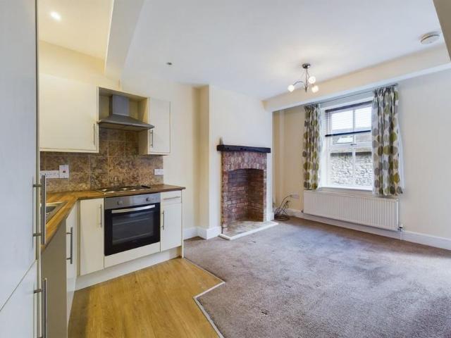 House for rent in Warton, Bare