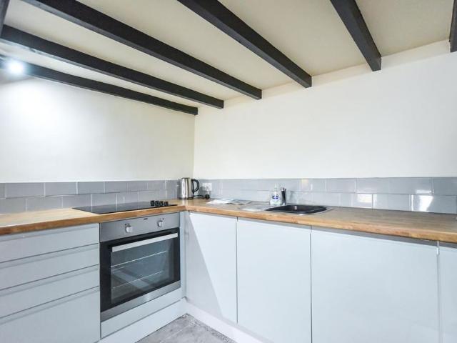 House for rent in Froggatt, East Midlands