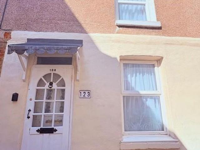 House for rent in East Cliff, Acol