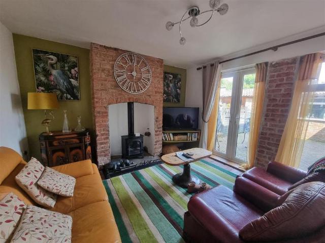 House for rent in Bromsberrow Heath, Gloucestershire