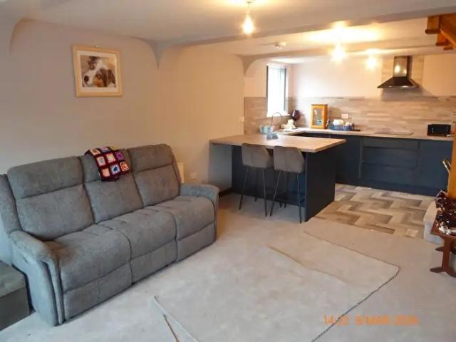 Apartment for rent in Llanllawddog