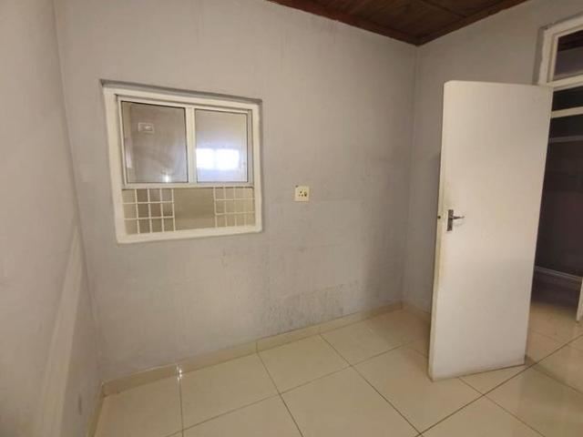 House for rent in Chatsworth, Kwazulu-natal