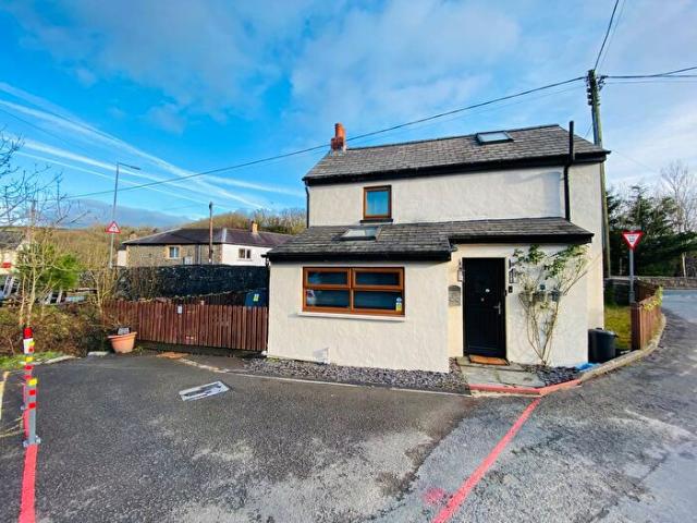 Apartment for rent in Cynwyl Elfed