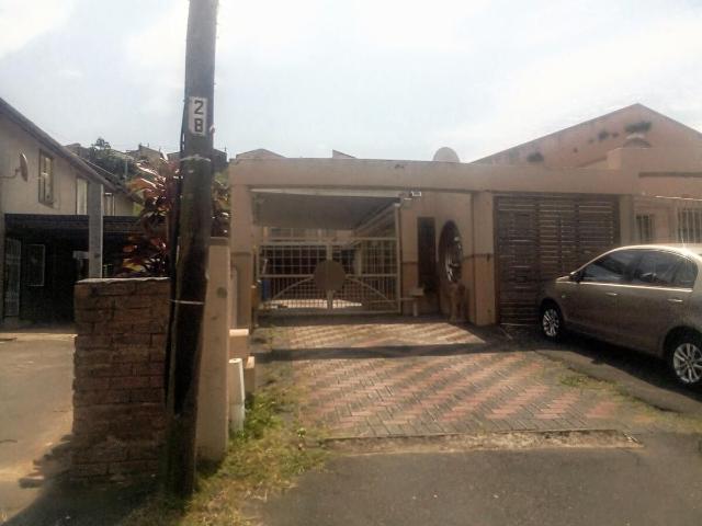 House for rent in Chatsworth, Kwazulu-natal