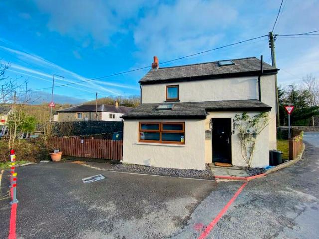 Apartment for rent in Cynwyl Elfed