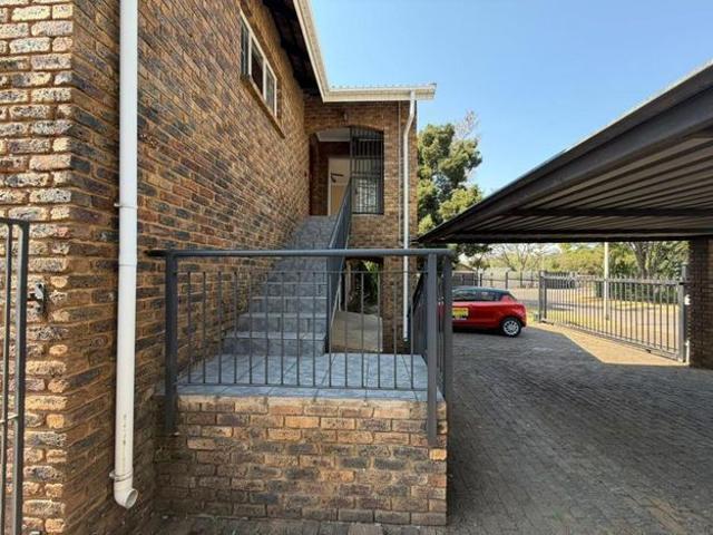 House for rent in Die Wilgers, City of Tshwane Metropolitan Municipality