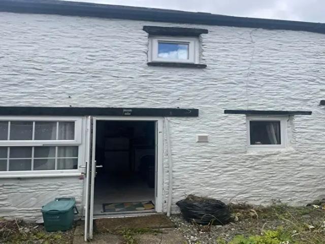 Apartment for rent in Llanybydder