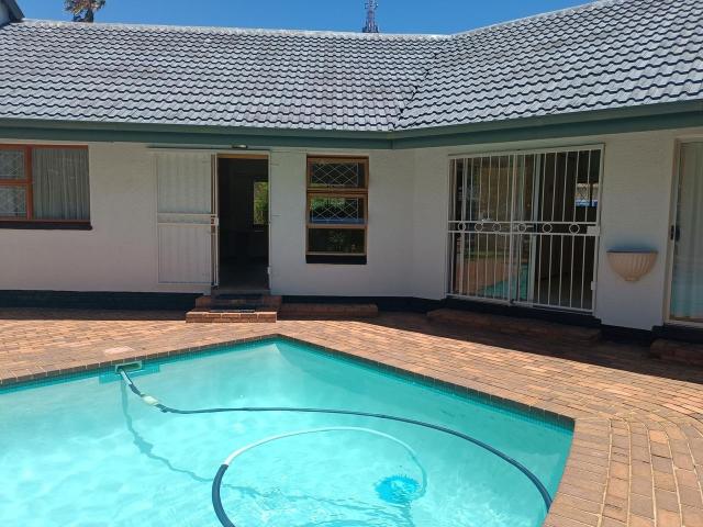 House for rent in Vosloorus, Gauteng
