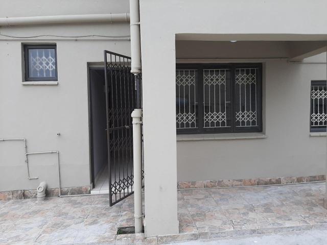 House for rent in Chatsworth, Kwazulu-natal