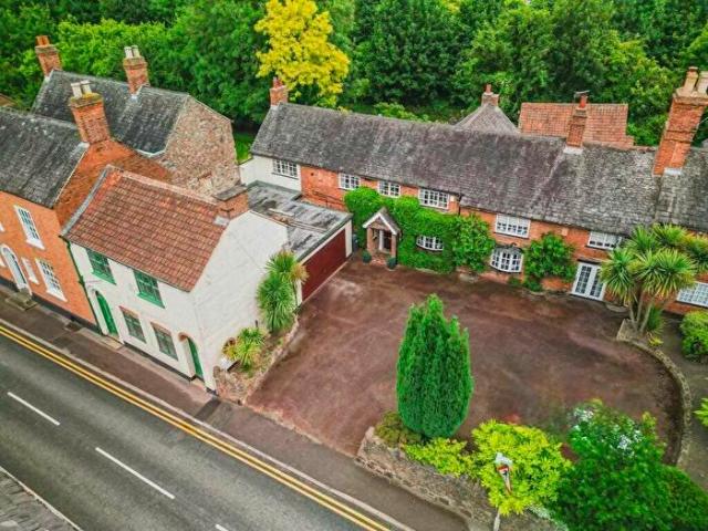 Apartment for rent in Elmfield, Leicestershire