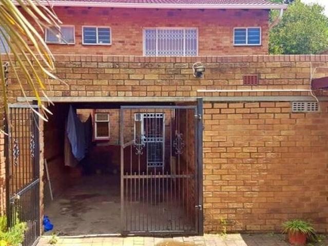House for rent in Vosloorus, Gauteng