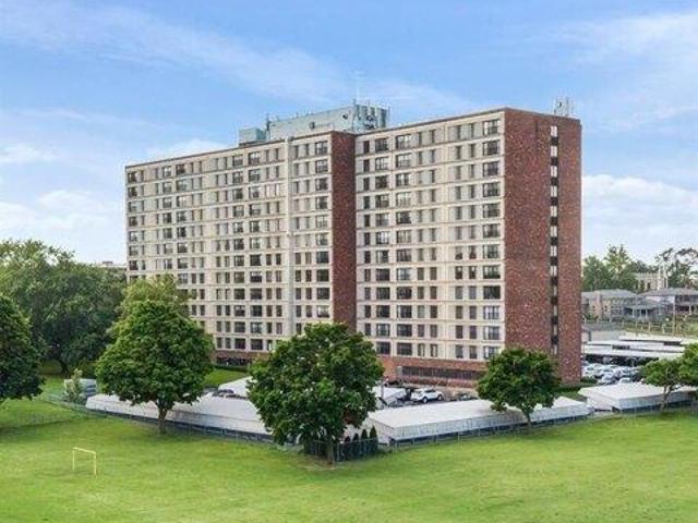 Condo for sale in Dearborn Condo for sale in Dearborn