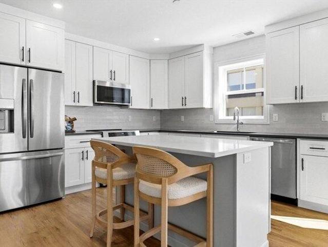 Condo for sale in Dedham, Massachusetts
