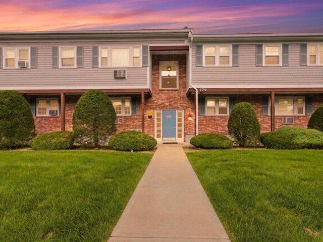 Condo for sale in Dennis, Massachusetts